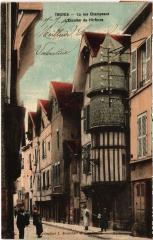 Troyes Rue Champeaux à Troyes