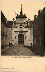 La Fleche Porte du Prytanee