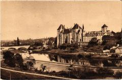 Solesmes Eglise Saint-Pierre à Solesmes