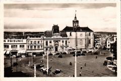 Le Mans Place de la Republique au Mans