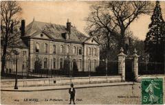 Le Mans la Prefecture au Mans