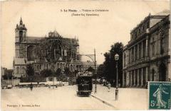 Le Mans la Cathedrale et Theatre au Mans