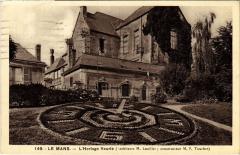 Le Mans Horloge fleurie au Mans