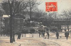 Carte postale ancienne Buttes Chaumont - Porte Secrétan - Effet de neige
                                                                     à Paris 19e
                                