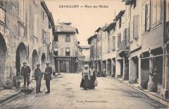 Cavaillon - Place Aux Herbes à Cavaillon