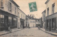 Epernon - La Grande Rue à Épernon