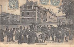 Clermont Ferrand - Le Marche Aux Chiffons Et L'Ecole D'Accouchement -
																					63000 Clermont-Ferrand
																			