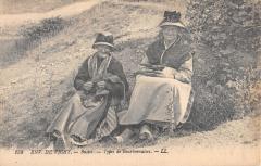 Environs De Vichy - Busset - Types De Bourbonnaises à Busset