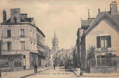 Alencon - La Rue Au Mans à Alençon