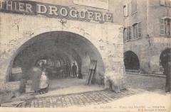 Alais - Place Du Marche - Arcades -
													30 Gard
												