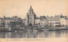 La Rochelle -  Le Port Et La Tour De L'Horloge à La Rochelle