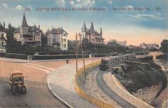 Royan - Pontaillac - Arrivee Du Tramway à Royan