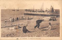 Fouras - La Plage Et Le Port Nord à Fouras