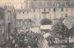 Saintes - Place Du Marche à Saintes
