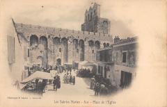 Les Saintes Maries - Place De L'Eglise
