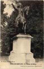 St Cyr l'Ecole Statue de Kleber