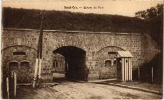 St Cyr l'Ecole entree du Fort