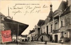 Ste Maure Hotel de Ville