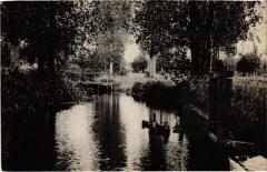 Challes-les-Pins Ecluse France -
																					72250 Challes
																			