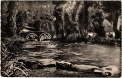 Saint-Leonard-des-Bois La Chapelet et le Vieux Pont France -
													72 Sarthe
												