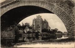Solesmes L'Abbaye sous le Pont France à Solesmes