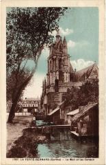 La Ferte-Bernard Le Mail et les Canaux France