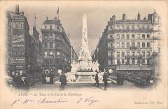 Lyon - La Place Et La Rue De La Republique à Lyon