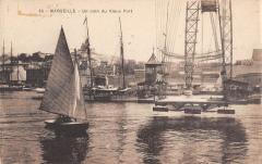 Marseille - Un Coin Du Vieux Port - Transbordeur à Marseille