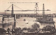 Marseille - Entree Du Vieux Port Et Le Pont Transbordeur à Marseille