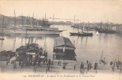 Marseille - Le Quai De La Fraternite Et Le Vieux Port - Transbordeur à Marseille