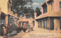 Marseille - Exposition Coloniale - Une Rue Du Village Annamite -
																					13000 Marseille
																			