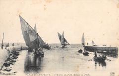 Palavas Les Flots - L'Entree Du Port - Retour De Peche -
																					34250 Palavas-les-Flots
																			