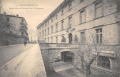Montpellier - Porte De La Faculte De Medecine -
																					34070 Montpellier
																			