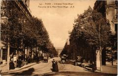 L'Avenue Victor-Hugo - Vue prise de la Place Victor-Hugo à Paris 16e