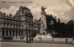 Paris (1e) - Cour du Louvre à Paris 1er