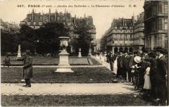 Paris 1e - Le Charmeur d'Oiseaux à Paris 1er
