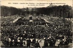 Paris - Grande Republicaine -
																					75000 Paris
																			