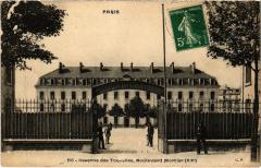 Carte postale ancienne Caserne des Tourelles - Boulevard Mortier
                                                                     à Paris 20e
                                