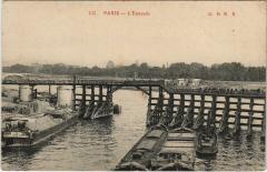Paris 4e Estacade à Paris 4e