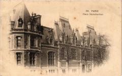 Place Malesherbes à Paris 17e