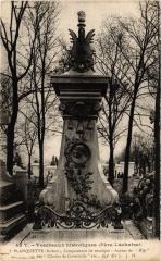 Carte postale ancienne Le Père-Lachaise - Planquette
                                                                     à Paris 20e
                                