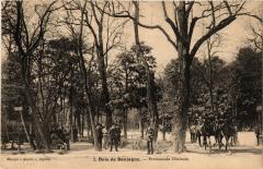 Carte postale ancienne Bois de Boulogne - Promenade Matinale
                                                                     à Paris 16e
                                
