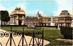 Paris (1e) - Jardin des Tuleries et l'Arc de Triomphe du Carrousel -
																					75001 Paris 1er
																			