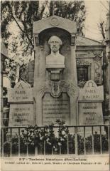 Carte postale ancienne Père-Lachaise - Alfred de Musset
                                                                     à Paris 20e
                                