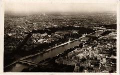 Paris en flanant Panorama sur la Seine et la butte Montmartre