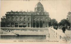 Paris 4e - Le Tribunal de Commerce et le Pont au Change à Paris 4e