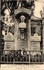 Carte postale ancienne Père-Lachaise - Alfred de Musset
                                                                     à Paris 20e
                                