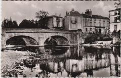 Pontgibaud Pont sur la Sioule à Pontgibaud