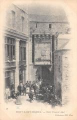 Mont Saint Michel - Hotel Poulard Aine