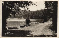 Bords du Lac de Tazenat